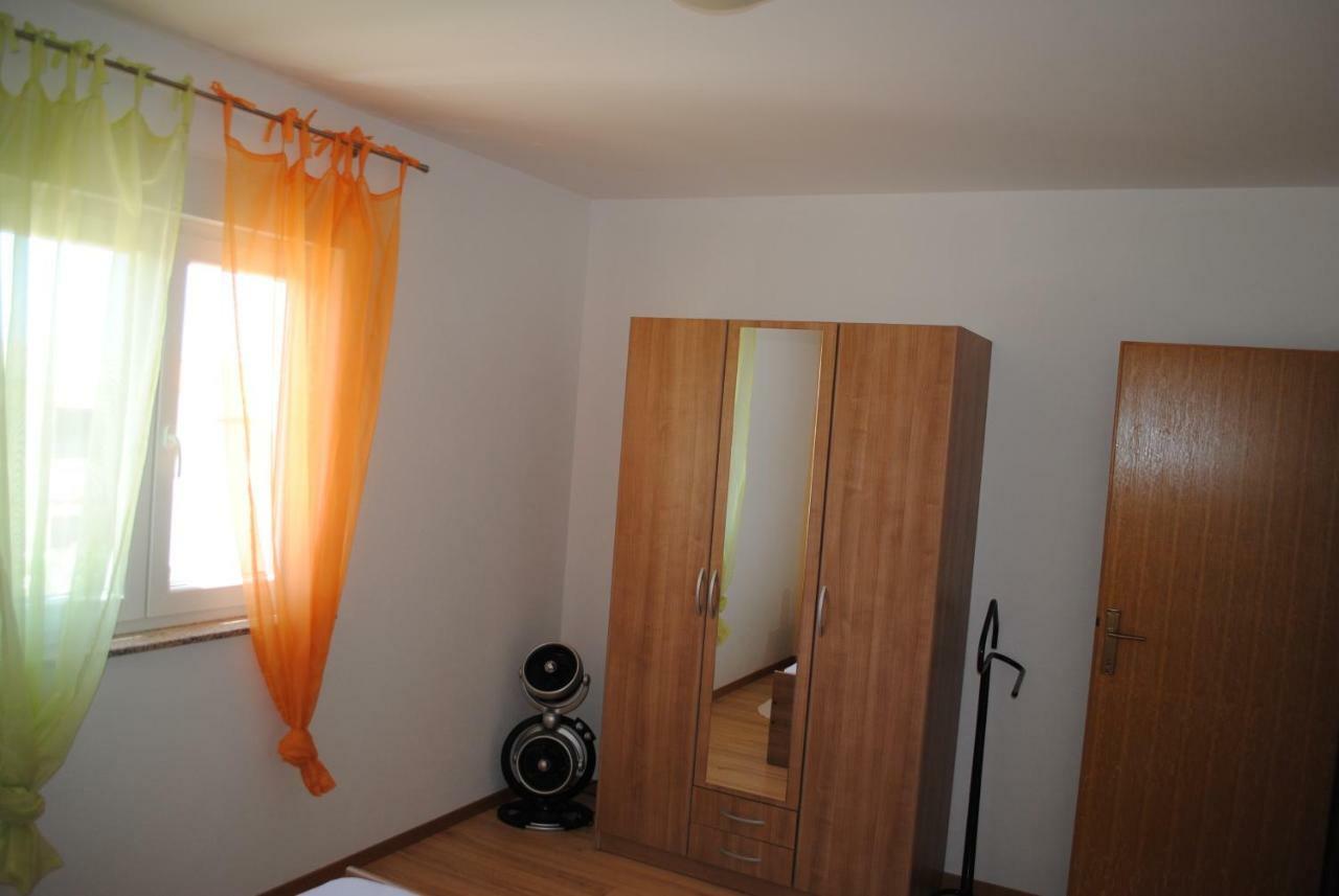 Apartments Vidolma Povljana Bagian luar foto