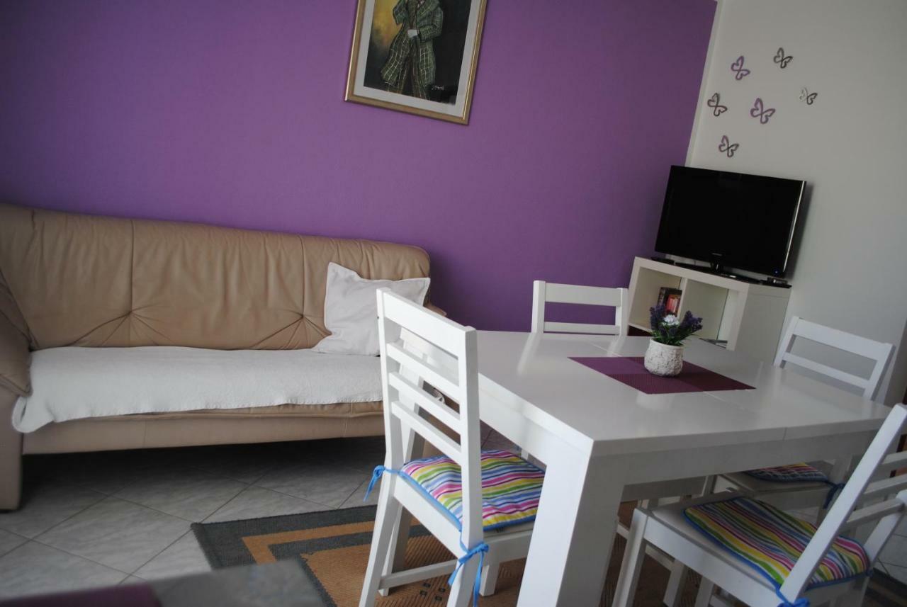 Apartments Vidolma Povljana Bagian luar foto
